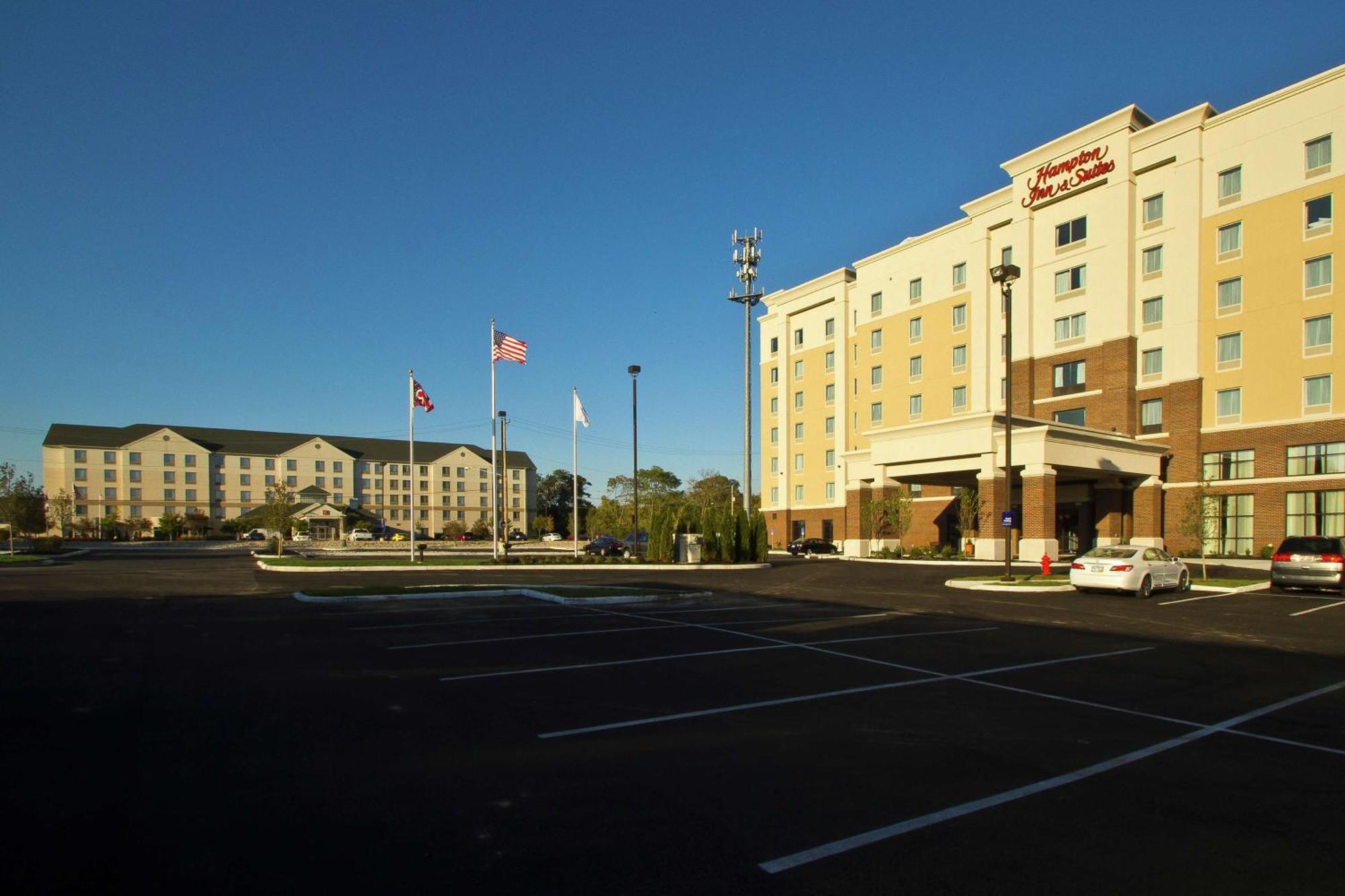 Hampton Inn & Suites Columbus/University Area Exteriör bild